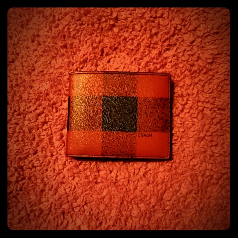 COACH SLIM LEATHER BILLFOLD WALLET